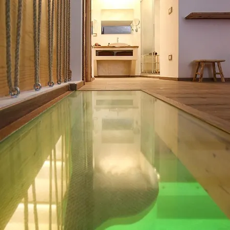 Apartment Romantic Private Pool Relax In *